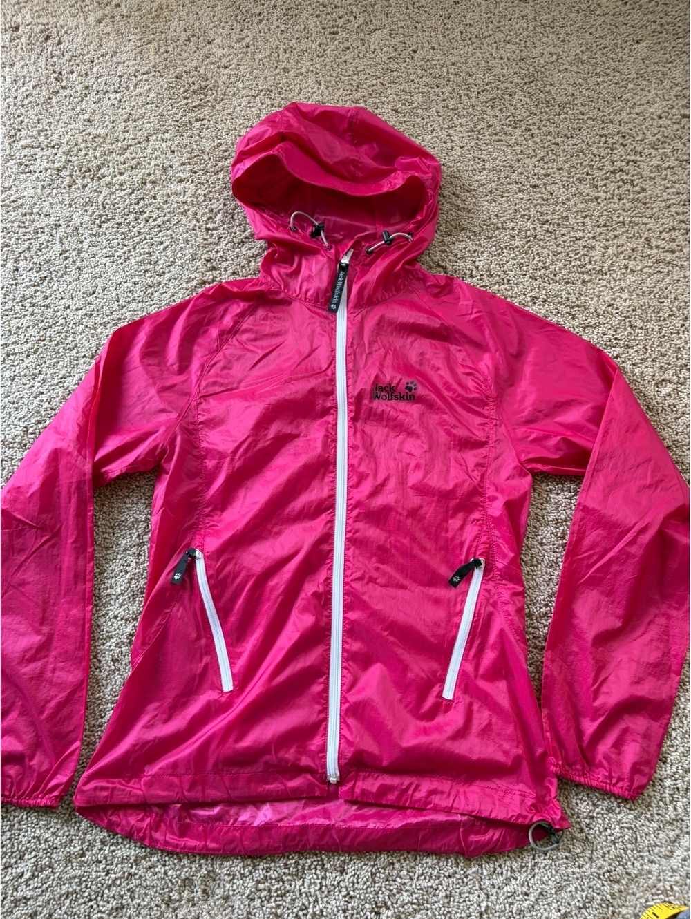 Jack Wolfskin Women's Lightweight Hooded Windbreaker Jacket Pink Size XSmall